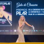 Eva Isanta Instagram - La claustra de @cortopilar fue una fiesta de cine. Enhorabuena a todos los nominados y premiados . En especial a @jorgesanz_oficial ❤️ ¡Qué vivan los cortos! El ambiente inmejorable, cercano y generoso: @arjonacomico como compañero y José Domingo ( alma mater) tienen gran parte de la culpa. Gracias a todas las personas que he conocido : adoro que el arte acerque las almitas @jdomingo_e8a @cultura_pilar_de_la_horadada @eloctavoartefoto #cortopilar2023 #cortometrajes @raulcerezo @luisspolack #Charo y larga lista … Por supuesto a mi querido @borjavera @borial_management Mi look: @esprit 🤍 @unode50 @finallypress