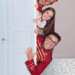 Eva Isanta Instagram – POR FIN  lo puedo contar : ¡este año seré la Maestra de Ceremonias de la Gala @saniclown !
Noviembre: días 3 y 4 a las 19:00h
En el @circoprice 

No se me ocurre un lugar mejor para celebrar y dar su lugar a los #payasosdehospital , gente mágica que dedica parte de su vida a llevar ilusión y risas a las familias y niños que viven con un pie en la enfermedad y la tristeza.
Pero la MAGIA existe .
¡Vente a comprobarlo!
Vente a compartir nuestros #superpoderes en nuestra gala #superpoderisas 

Entradas a la venta en https://tienda.madrid-destino.com/es/teatro-circo-price/superpoderisas/?fbclid=PAAaaajOVcD8QaIbN_WXFZnhBOcHdA36FimzxJW_-JD6cX26b6ro-V5snIbHE_aem_AXX7W9WnWngEYnprYmsrPzSm7n9WrZlP9QO9XvrJn4etCBgR8g0HhWzI7gpaXiLdLX0

#gala #benefica #payasosdehospital🔴 #teatro #circoprice #madrid