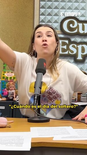 Eva Soriano Instagram - ¿Tienes el corazón vacío y el alma agria o te gusta San Valentín?💖

**********
#cuerposespeciales Eva le grita a los enemigos del amor