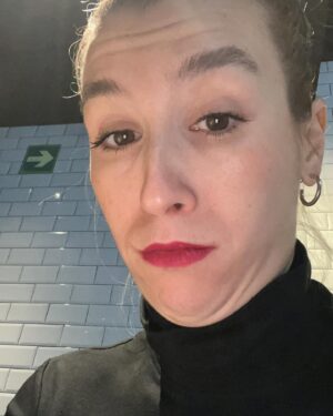 Eva Soriano Instagram - TIOVIVO EMOCIONAL 🎠🎠 
ahora que ya sabéis la noticia adjunto las fotos que les enviaba a  mis xoxes cuándo me preguntaban “qué tal estás”, grasias por los mensajitos sois peña trolleadora pero muy maja. ♥️♥️♥️✨✨