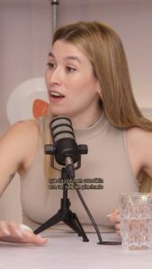 Eva Soriano Instagram - apuestas de cuál fue la marca que estafó a @evasoriano_ ???? nuevo episodio con ella ya disponible 🙏🏼