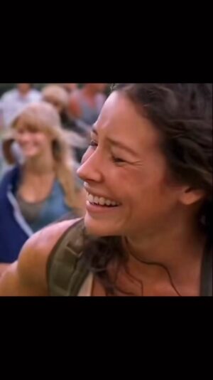 Evangeline Lilly Instagram - This weekend I had so many Lost fans visit me and so I talked a lot about Lost and it really brought back so many good memories. Thank you to all of you who have cherished that show over the years and continue to cherish it to this day 🥹

(Thank you @67lostinmyheart for this beautifully made video...if you made it.)
 
#LOST #memories #kateausten