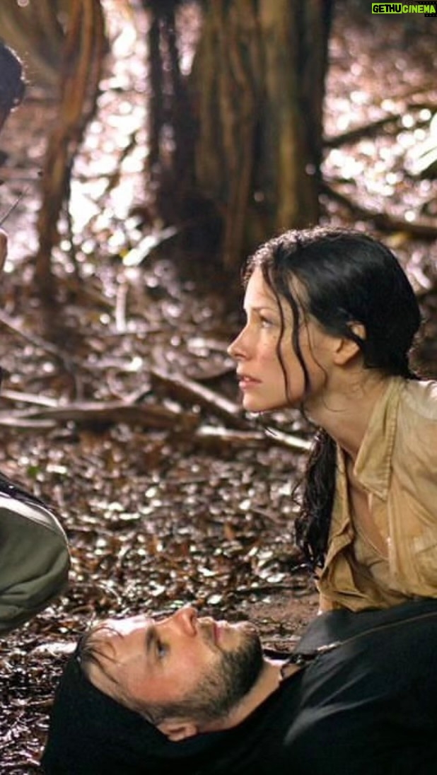 Evangeline Lilly - 53K Likes - Preparing to do some scene readings at the upcoming LOST concert on Oahu and 😭😭😭 so many memories. Those first few chords of @m_giacchino 's Life and Death theme get me every time. They just rip my heart out. He really is a master. I am so looking forward to celebrating his artistry with you all on the 27th.
(Please bear with me if I post a lot of Lost memories in the next couple weeks 😉😉)
Video from @cinemational
