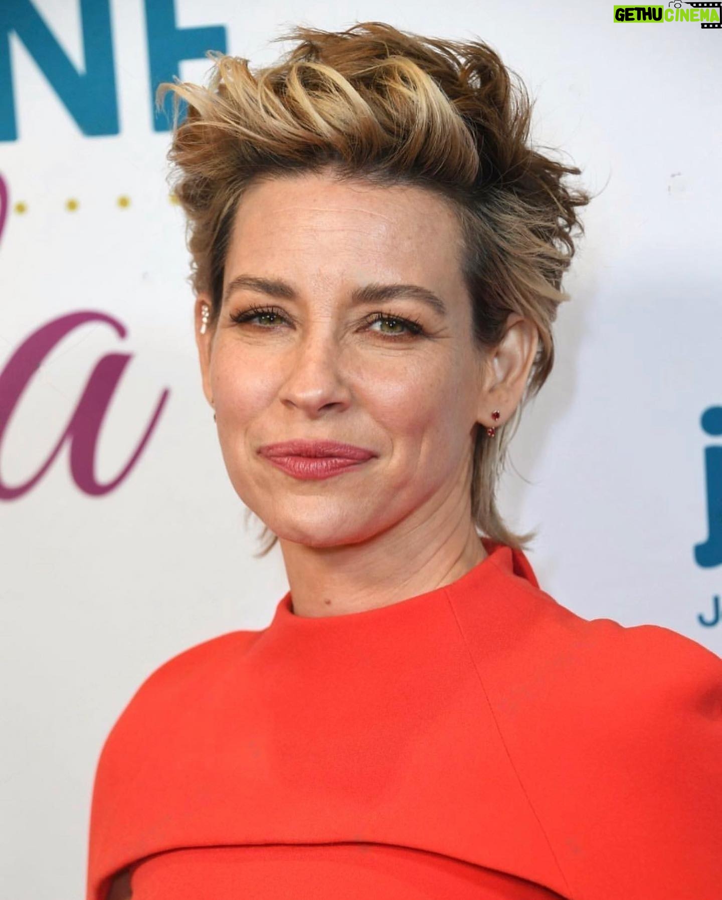 Evangeline Lilly - 44.2K Likes - #red
@jhpiego @slevydirect @kevinmichaelericson @bridgetbragerhair @pircillapae