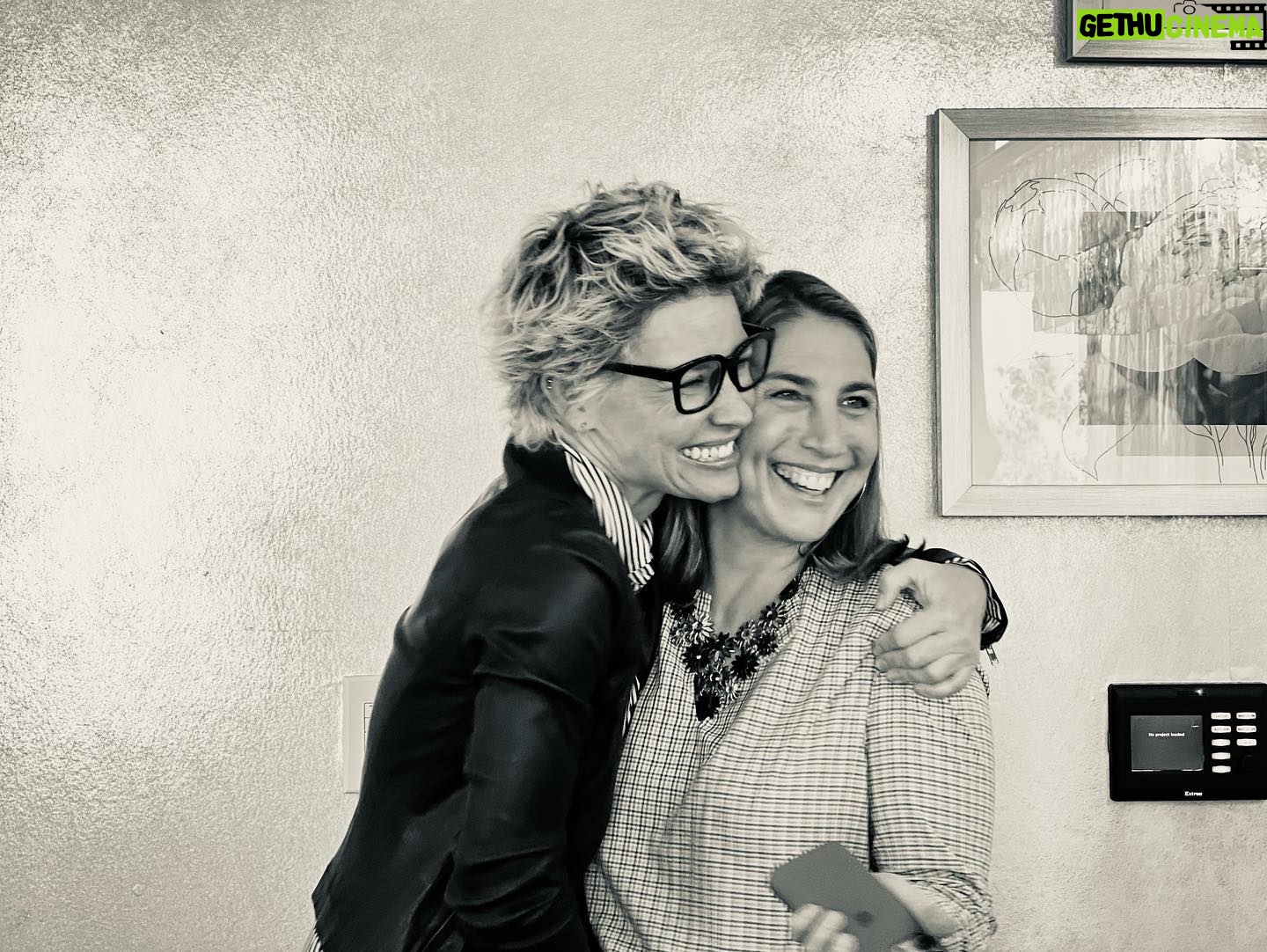 Evangeline Lilly Instagram - Thank you, @zibbyowens for a beautiful day with other #readers and #authors celebrating the release of your #memoir #Bookends. I loved getting to know you, your team and your family and I loved getting a day off from being a celebrity actor to be just a little known author. I’ll never forget it. @thesquickerwonkers #bookfair