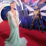 Evangeline Lilly Instagram - About last night...✨ #antmanandthewaspquantumania #premier My team...love and kisses. @kevinmichaelericson (stylist) @lisastoreymakeup @bridgetbragerhair (hair styling) Cut and colour by Jaime Powell @giambattistavalliparis #dreamy