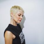 Evangeline Lilly Instagram – Fendi major. 

This outfit was too good to only be seen from the chest up on @mrjesscagle show @siriusxm 

@fendi 
@kevinmichaelericson 
@lisastoreymakeup 
@renatocampora
Cut and colour by Jaime Powell