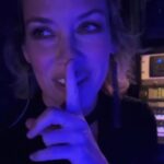 Evangeline Lilly Instagram – Last night was such a beautiful, fun, easy and wonderful celebration of six years of our lives…all of us who worked on the show and all of you who breathed life into it. Thank you to every single one of you who came 🙏🏼🙏🏼🙏🏼 You made this show what it is and you made last night magical. 

@m_giacchino @carltoncuse #lost #20years
