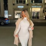 Eve Gale Instagram - london nights ❄️ @FashionNova Black Friday 50-85% off everything AD