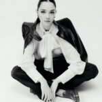 Evgenia Medvedeva Instagram - Организатор съемки @theigorpopov Фотограф @anyabogod Стилист проекта @elvirayankovskaya_ Визажист @elena_sinyak Стилист по волосам @alena__famina Пленка @navrrotskaya Видеограф @stanislavegorov Партнеры @vintagedream_ru @kuba_atrium