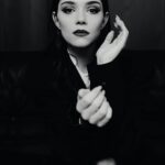 Evgenia Medvedeva Instagram – Организатор съемки @theigorpopov
Фотограф @anyabogod 
Стилист проекта @elvirayankovskaya_ 
Визажист @elena_sinyak
Стилист по волосам @alena__famina
Пленка @navrrotskaya
Видеограф @stanislavegorov

Партнеры @vintagedream_ru @kuba_atrium