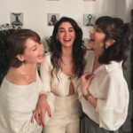Evrim Doğan Instagram - Arşivi eziyorum arkadaşlar , benim caaanım kadınlar … iyi ki hayatımdasınız … 🩶 ı lov u 💫 daha nice nice bayram gibi geçecek günlerimize 🥂