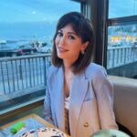 Evrim Doğan Instagram - Akşam üzerinden akşama doğru, tam yıldızlar çıkmak üzereyken, biz kaçtık… 📸 @yener__ozer