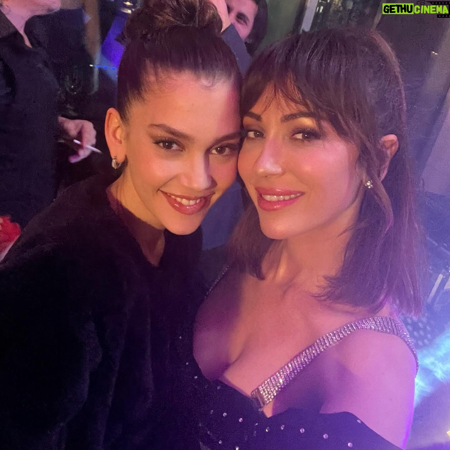 Evrim Doğan Instagram - Bir sosyalleşme hikayesi 🌙