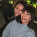 Evrim Doğan Instagram - Arşivi eziyorum arkadaşlar , benim caaanım kadınlar … iyi ki hayatımdasınız … 🩶 ı lov u 💫 daha nice nice bayram gibi geçecek günlerimize 🥂