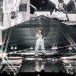 Ewa Farna Instagram - 🇨🇿Vratila bych se, ta scena je fakt zavislost. Cele aftermovie z druhe O2 areny najdes na Youtube!🧡 #Ewa30podruhe #ewafarna #o2arena #soldout