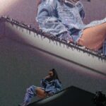 Ewa Farna Instagram - 🇨🇿 asi jsem Vam to jeste nerikala, a ptali jste se me i na kostymy v O2… Koncept byl takovy, ze jsme chteli se spojit s nasimi, ceskymi a slovenskymi navrhari, podporit tim ideu, ze top veci ( i tzv. stagewear nebo nevsedni outfity) se daji vytvaret lokalne❤️ Rada propojuju lidi z ruznych branzi, odvetvi kreativniho sveta… 👌5 kostymu. 5 navrharu.👌 Vsem jeste jednou dekuju za vstricnost na me podiove vymozenosti (co se tyka treba rychlosti prevleku, odmitani podpatku pro maximalni pohyb a energii a taky rychlost na 15m mole🥳; moznost zpivat a dychat😎, hybat jakkoli bez obav, ze neco nekde vyleze😂; umisteni odposlechovych systemu apod.) @michaelkovacik @krnaclukaswork @valerie_jurcikova @lukasspilka @anamecz styling @evzeniehabron 🙏🏼🙏🏼🙏🏼 udelali jste skvelou praci jste mladi, krasni a talentovani. Ne asi!