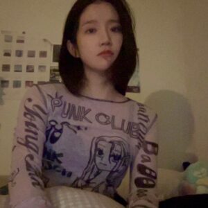 Exy Instagram - 머리를 자르니 10배 정도 더 춥네요..