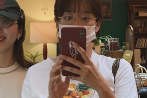 Exy Instagram - 인생은 끝없는 보물 찾기! 힘차게 올라가 헠헠