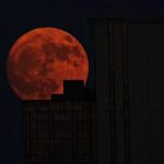 Eylül Tumbar Instagram - Nah ist nur Innres; alles andre fern. 🌕 📸: @serdar_armutlu