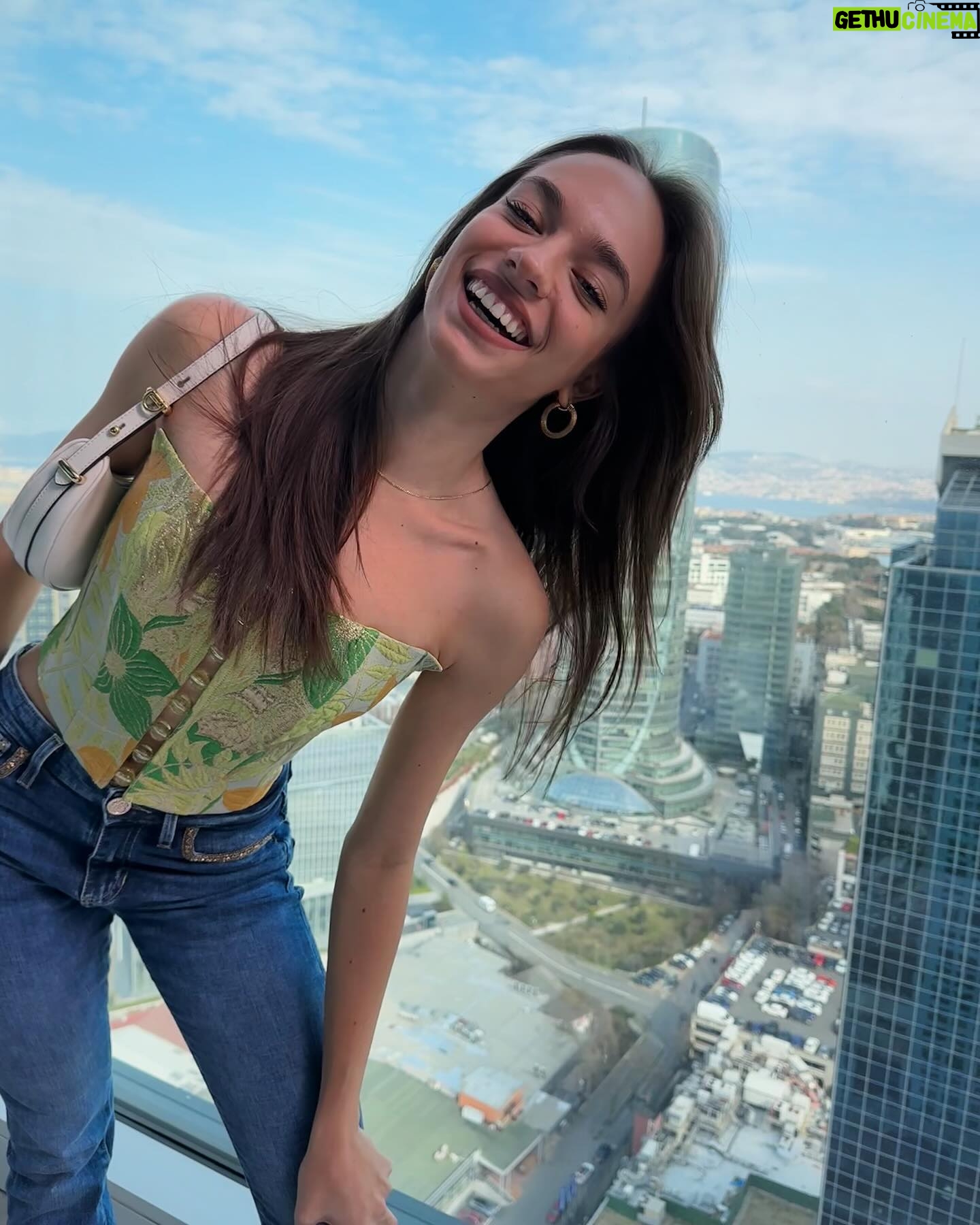 Eylül Tumbar Instagram - #Guess who is back?