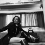 Eylül Tumbar Instagram - Benim yeni kızla tanışın. “Duru,kulaklığında ne çalıyor postudur.:))”