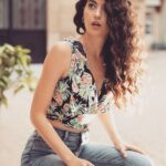 Ezgi Şenler Instagram - Ne demek sahneye revize geldi ? 😲