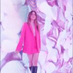 Ezgi Eyüboğlu Instagram – Yumoş’un Sakura Tüneli’nde kendinizi Sakura kokulu bir dünyada hissetmeye hazır olun. ✨ Sakura Tüneli, 9 Mayıs’a kadar Kanyon metro geçişinde sizi bekliyor. 🧸 🌸 Bu eşsiz deneyimi kaçırmayın! @yumostr  #BambaşkaBiFerahlıkYumoşSakuraileGelsin #YumoşTünel #işbirliği
