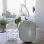 Ezgi Mola Instagram – Benim çocuk çok özel biliyorsunuz😁😁Daha 3 aylık ama geçen gün “Anneaa” dedi 😁
Philips Avent Süt Sağma makinesi her yerde yanımda🤍
@philipsaventtr #philipsavent #işbirliği