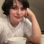 Ezgi Mola Instagram – Oyasumi🌺🙏🏼