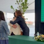 Fátima Lopes Instagram - Sinto-te tão grata por ter tido casa cheia, em Moimenta da Beira, na minha primeira apresentação do livro “O Amor Mora no Andar de Cima”. Dei uma palestra sobre os vários temas que abordo nos meus livros e no final houve tempo para perguntas. Fiquei surpreendida com a presença de muitas crianças que queriam colocar questões. Foi muito bom! Obrigada, Moimenta da Beira. Esta vai ser uma longa tournée pelo país com o meu livro, que já está na 3.ª edição. Obrigada a todos os meus leitores! 🙏🏼 Look: @anasousa_oficial