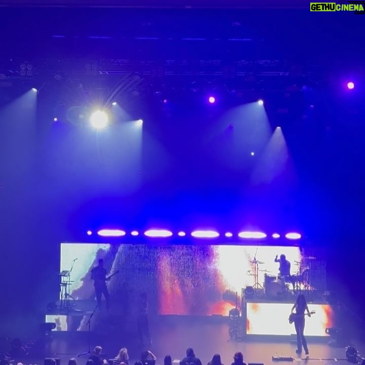 FLETCHER Instagram - from 600 people to 10,000 sold out in London. biggest solo headline shows of my career. my gratitude is endless, thank you for being on this ride with me fletch fam ❤️🔥