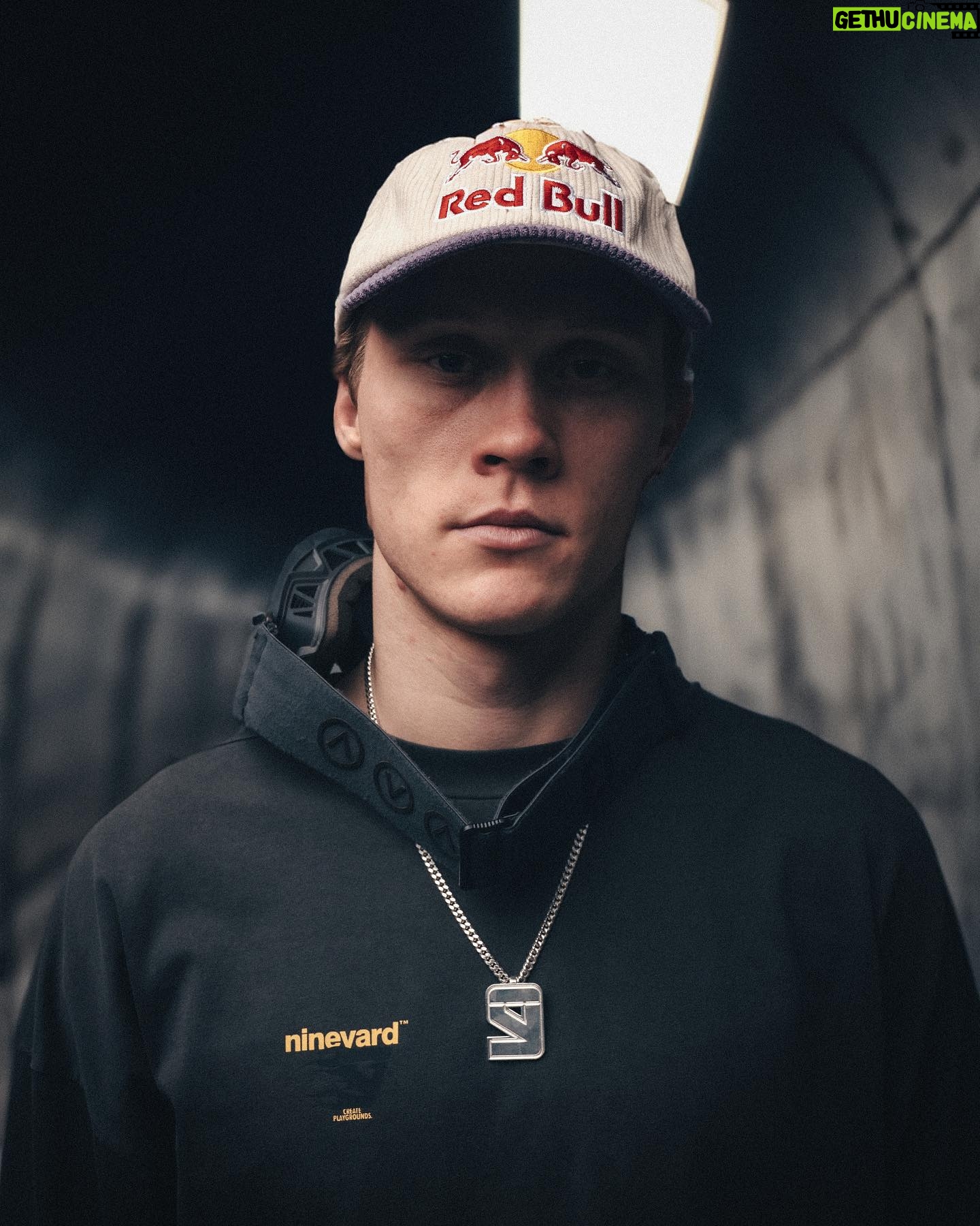 Fabio Wibmer Instagram - Welcome to @nineyard_ ! @johanssoemil 👊😤
