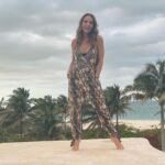 Fabiola Campomanes Instagram - Los días grises también son lindos #lovinglife