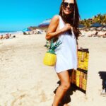 Fabiola Campomanes Instagram – Y no vendo Piñas 🍍 ……les mando ❤️ feliz domingo a sonreír