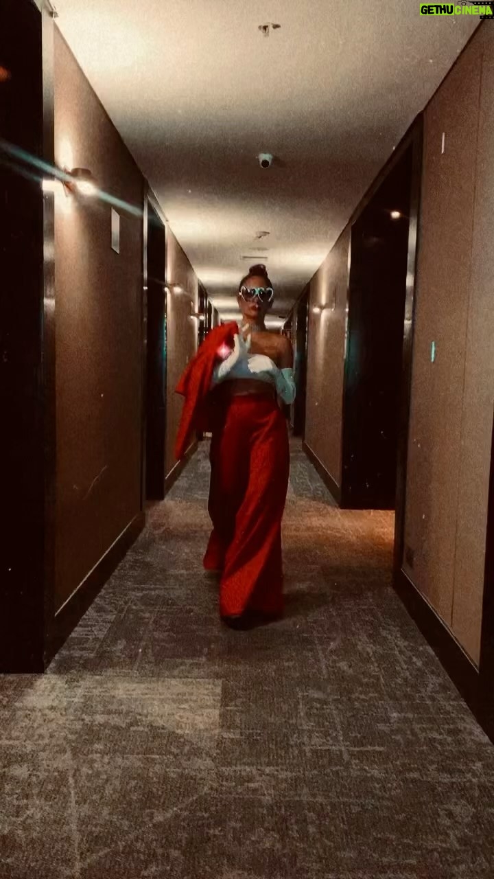 Fabiola Campomanes Instagram - Happy Valentine’s Day! See you on the hotel … 😜♥️🔥🔥🔥🔥🔥