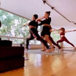 Fabiola Campomanes Instagram - Regresando a lo que me a hecho tanto bien por tantos años y jamás debí dejar 🕉️ mi ser, mi esencia , el camino hacia mi interior el yoga , la meditación, siempre han sido grandes canales ♾️🫶🏼 En un mundo tan terrenal , lleno de deslealtad , mentiras y gente doble cara yo me quedo con interior y siempre preferiré el camino del amor no de la verdad ♾️🫶🏼 Mi prioridad es por encima de todo mi paz interior , mi salud mental, física y emocional 🫶🏼 Lo más lindo de todo es que es de tu mano amiga del alma , 18 años de pasar por tantas cosas juntas , hoy como siempre estoy muy orgullosa de ti , eres un ser de luz y amo este nuevo camino que emprendiste @fabiolacampomanes ♾️🙌🏻🕉️♥️ Si están en México no deben perderse estas clases y muchas más de diferentes temáticas en @henkowellnesscenter 🫶🏼