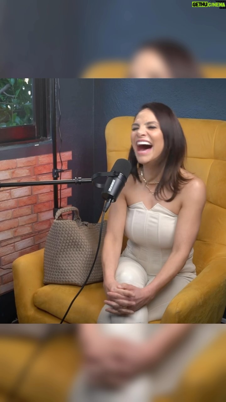 Fabiola Campomanes Instagram - Pedro habla de cómo cocina @fabiolacampomanes 🚨Comenta “Auténtico” y te envío el Episodio Completo por Dm. Enlace en mi perfil.