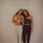 Fabiola Campomanes Instagram - Con mucho amor , les comparto este sueño materializado. @henkowellnesscenter es un espacio para sanar y crecer. La práctica de Yoga a mi me ha sanado y me ha acercado a ser realmente YO. Seguramente seguiré equivocándome, y hay personas que son mejores practicantes. Pero lo más bonito de enseñar es pasar la información y acompañar al otr@ a ser su mejor versión. Todos los días se aprende algo nuevo, así que invitados sean, los que estén en el mismo trip. Gracias a mis mujeres que me acompañan en este proceso. Má, Pawiwi, Carnaluki, Mine, GRACIAS por hacer este camino más lindo. A ti mi socia mi Babybean gracias x enseñarme tanto !! Síganos en @henkowellnesscenter a ver quien se apunta a tomar clase con nosotr@s ! 💚