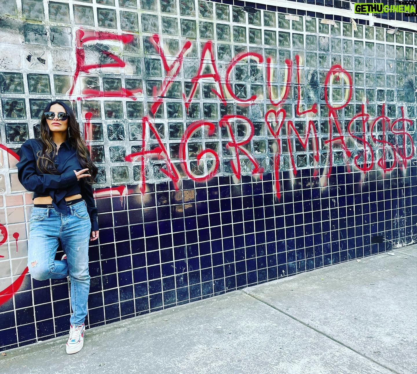 Fabiola Campomanes Instagram - PoesΓa Urbana βπΌπππ