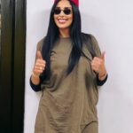 Fadwa Taleb Instagram - سمحو ليا جيت مزروبة غنطل عليكوم و نقول ليكوم شكرا على كاع الرسائل لي عامرة حب و احترام و بالطبع متبادل 🙏🫶🏼🌸🌼🫂❤️ @paus__art