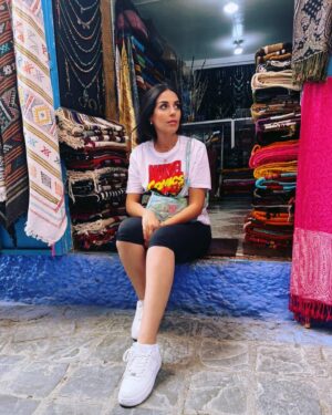 Fadwa Taleb Instagram - شكرا شفشاون شكرا الجوهرة الزرقاء 💙💙
شكرا فرقتي لغزالة (ايموراجي ) ❤️
شكرا جمهوري لعزيز على حبكم ليا كتعطيوني بزاف ديال الطاقة لي انا محتاجة ليها شكرا ليكوم من القلب 🤍🩸

@humourajiofficiel 
@taliss1 @karimaoulhous 
@said_et_wadie 
@grand_m_officiel_