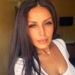 Fadwa Taleb Instagram - Kidayrine 🤍✌🏻 #fadouataleb #fadwataleb