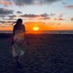 Fadwa Taleb Instagram - Vitamine sea 🏝️🌼💖 #fadouataleb