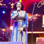 Fadwa Taleb Instagram - كيجيتكوم بالقفطان ؟ 🇲🇦🤭 💙💙💙💙 Caftan by @mouniabenhida 🤍