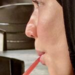Faezah Elai Instagram – BACA SAMPAI HABIH ESPECİALLY SKINCARE JUNKIES

How real skin looks like… Ada pores ada flaws..
Ur skin is normal, pores, oily skin, acne…can be treated in many different ways
Unfortunately, many still believe when a famous person in their 40s says “I don’t have wrinkles because I drink water regularly” or “Sy amik wudu’ je” 😂🤣
There is no such thing as flawless skin! There is the skin that has gone through all sorts of treatments but what you see on social media is often not reality..
In my case, you know i used to have deep acne scars that more than 15 years..
And the treatment that I chose was microneedling..
I do this treatment at home because the cost is cheaper and it’s been almost 10 years now with @officialpurestbyfaezahelai 
Scars still there but it’s faded compared to before..
.
@officialpurestbyfaezahelai 
@officialpurestbyfaezahelai 
.
Purchase 
TikTok – PurestbyFE
Shopee – faezahelai.os
.
P/S : kami minum ayaq sarbat!! Sedap woo 😂🤣

#purestbyfaezahelai #dermaroller #microneedlingtreatment #homemicroneedlingtreatment #acnescars #acnescarsremoval #faezahelai #skincare #skincaretips