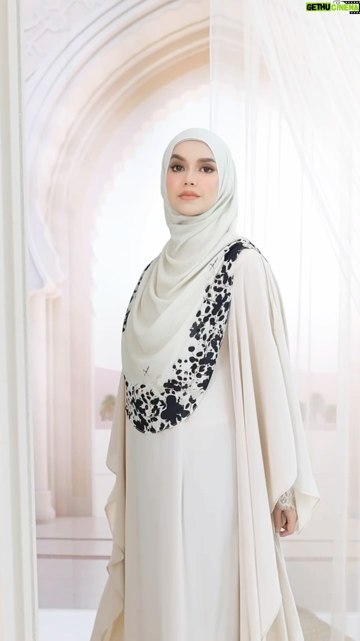 Faezah Elai - 3 Likes - Raya lg 2 hari.. saja nk habaq.. tk sabaq maini nk raya ngan @aminiehijab_hq ampa oii..
.
#rayarayaraya #taksabaqnakraya #faezahelai #lovelovelove