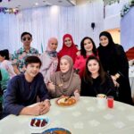Faezah Elai Instagram - Ni cerita penutup syawal hari tu.. baru sempat nk upload.. tq my sistah @mariajjcm for having us!! Love you much2!! Mkn punya mkn punya mkn!! Lemak pon seronok dok main tendang dlm badan kami 😖 . I’m wearing tudung from @febyfaezahelai Dealova Series in flame . #lastopenhouse #penutupsyawal #latepost #faezahelai #tudungfaezahelai #hijab #hijabi #hijabers #faezahelai #lovelovelovelove
