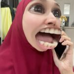 Faezah Elai Instagram - Kami dok habaq @officialpurestbyfaezahelai dok ada sale 50% off discount!! Awat ampa tk beli? Penat Kami dok live habaq!!Jgn sampai kami call ampa sorang2 na.. Lg 2 minggu nk raya baru kalut nk beli paihtu Tanya nk hilang parut berlubang sblom nk raya.. hg ingat lubang padang golf ka boleh kamboih pakai tanah..berlubang berbelas puluh tahun,nk suruh hilang 2 minggu konon! Gosok pakai kertaih pasiaq lah Klu nk cepat.. Pi beli lah lekaih Klu nk flawless sblom raya!! Ni discount 50% ni wehh!!! @officialpurestbyfaezahelai @officialpurestbyfaezahelai Shopee : faezahelai.os TikTok Shop : PurestbyFE . #purestbyfaezahelai #homemicroneedlingkit #dermaroller #microneedling #acnescars #veganskincare #faezahelai