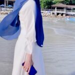 Faezah Elai Instagram – Throw back.. 
Sun-kissed shores, laughter echoing, salty air, and carefree days—cherished moments of seaside holidays, a tranquil escape etched in memory…
.
#throwback #missingthesunshine #faezahelai #lovelovelove